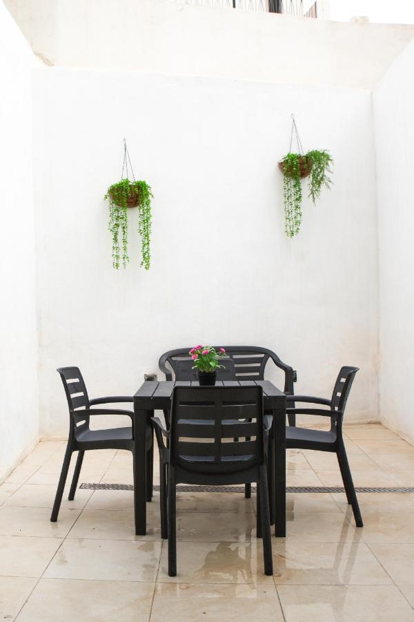 Entire Luxury Sliema Townhouse Steps From Beach Esterno foto