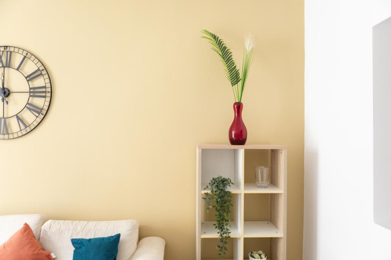 Entire Luxury Sliema Townhouse Steps From Beach Esterno foto